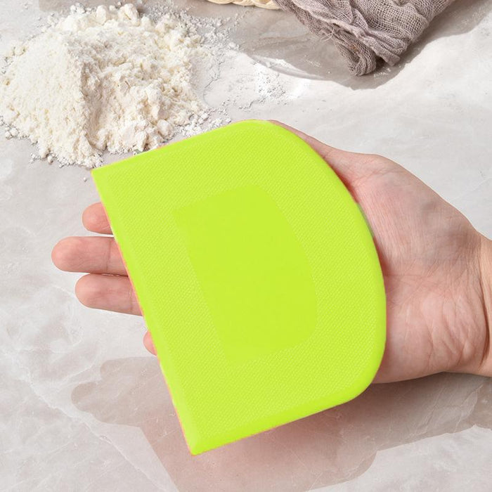 2Pcs Dough Scraper Scraper Cutter for Pizza Pastry Bread Cake Fondant Cutting